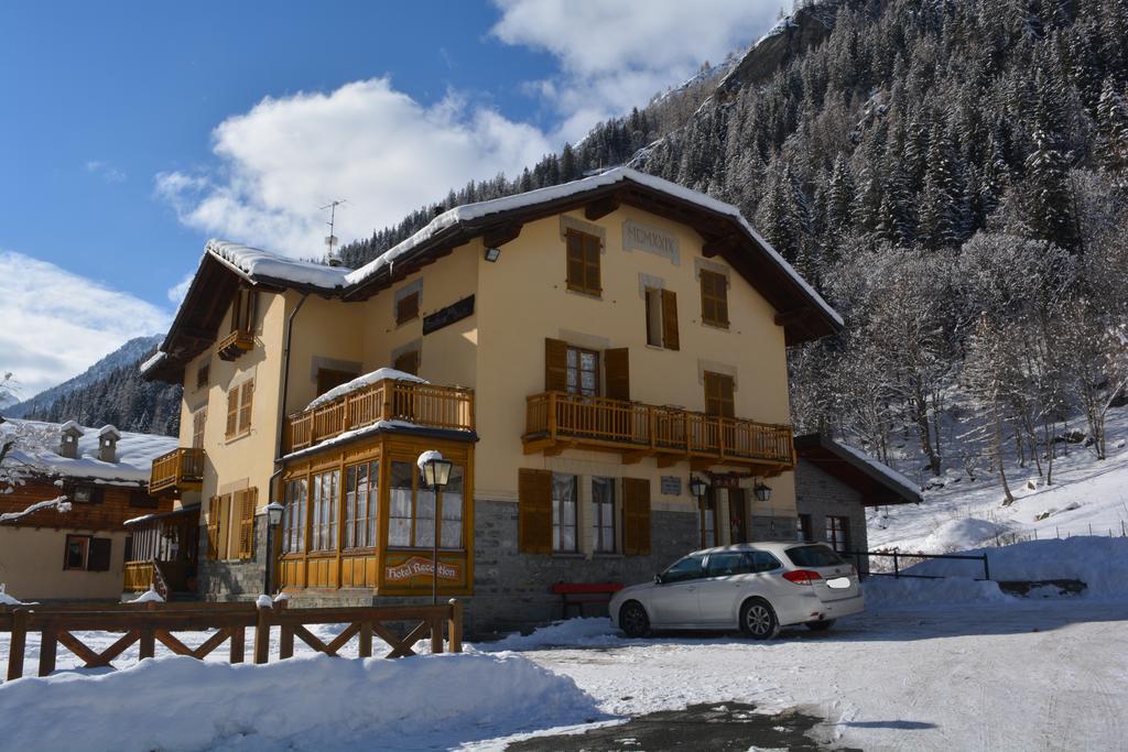 Hotel Villa Tedaldi Gressoney-Saint-Jean Exterior foto